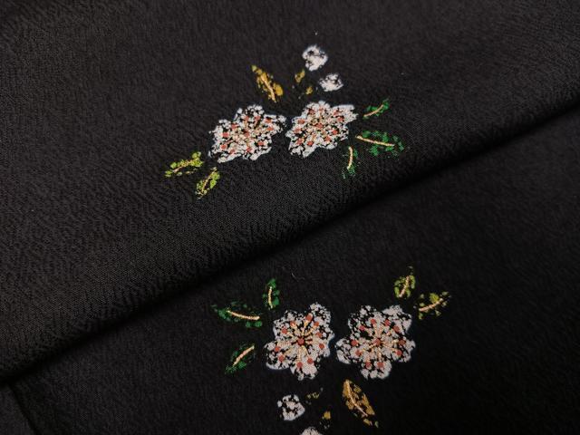 平和屋着物●上質な小紋 草花文 黒地 金彩 正絹 逸品 AABF8088ph
