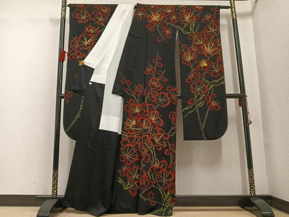 平和屋着物●豪華振袖 刺繍 ろうけつ染め 梅文 黒地 金彩 正絹 逸品 AABF8132ph
