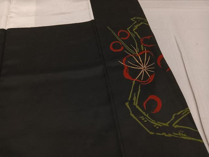 平和屋着物●豪華振袖 刺繍 ろうけつ染め 梅文 黒地 金彩 正絹 逸品 AABF8132ph