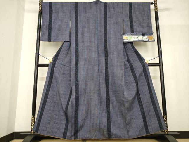 平和屋着物●本場結城紬　重要無形文化財　100亀甲　飛び亀甲柄　花唐草文　奥順謹製　証紙付き　正絹　逸品　AABF8183ck