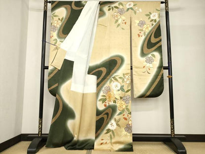 平和屋着物●豪華振袖　駒刺繍　流水花文　金彩　正絹　逸品　AABF8199ck