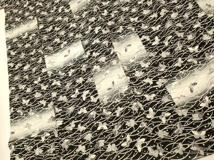 平和屋着物■上質な小紋 芝舞蝶文 暈し染め 黒地 高島屋扱い 正絹 逸品 AABF8380fw