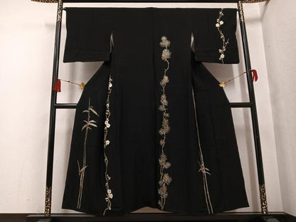 平和屋着物●山口美術織物　皇室　伊勢神宮御用　西陣織　訪問着　刺繍　松竹梅　黒地　金糸　正絹　逸品　AABF8726ph