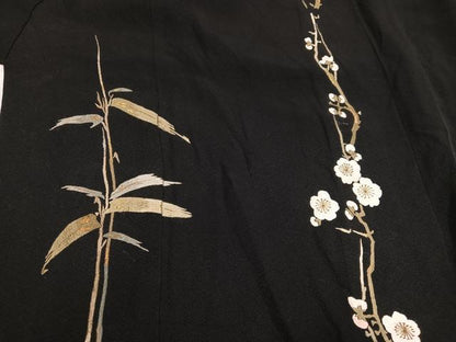 平和屋着物●山口美術織物　皇室　伊勢神宮御用　西陣織　訪問着　刺繍　松竹梅　黒地　金糸　正絹　逸品　AABF8726ph