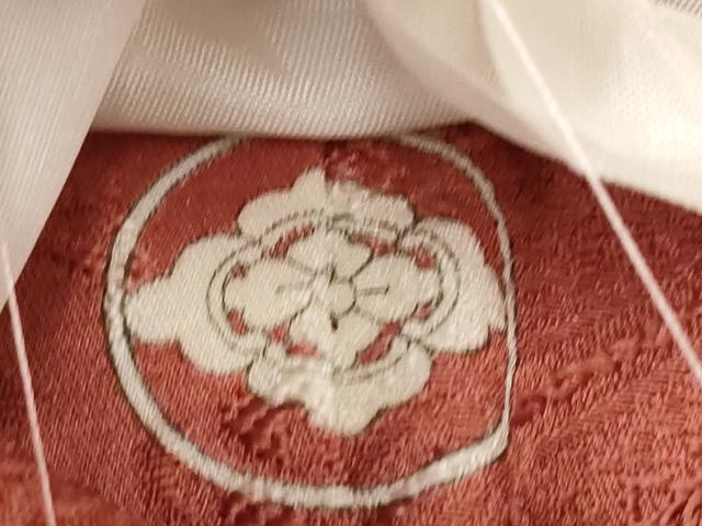 平和屋着物■上質な色無地　流水花地紋　紅鳶色　正絹　逸品　AABF8863st