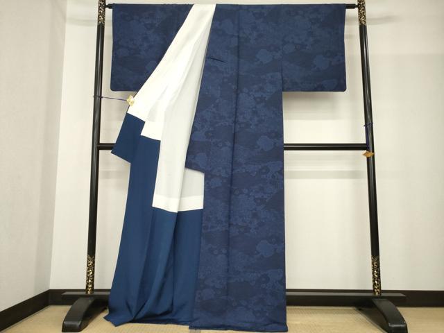 平和屋着物●上質な小紋　藍　型染め　流水花文　ロング丈　正絹　逸品　AABF9003ck