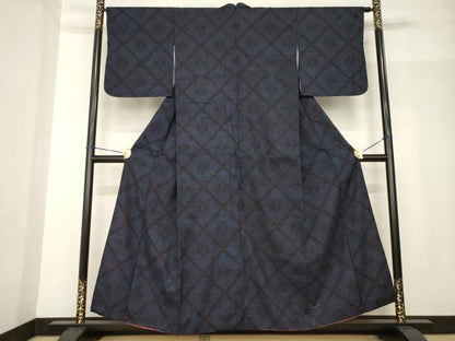 平和屋着物●本場結城紬　重要無形文化財　80亀甲　菱繋ぎ　正絹　逸品　AABF9021ck
