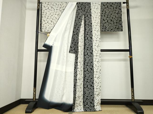 平和屋着物●上質な紬　桜尽くし間道　正絹　逸品　AABF9027ck