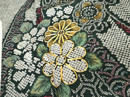 平和屋着物●豪華振袖　総絞り　駒刺繍　吉祥草花文　金彩　正絹　逸品　AABF9058cs