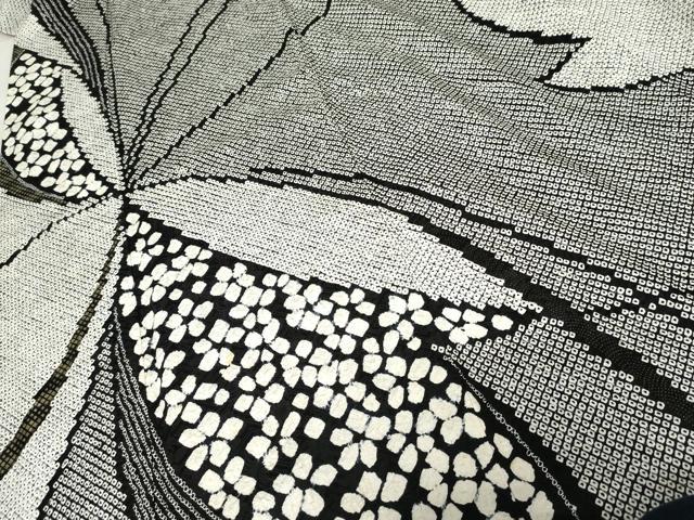平和屋着物●豪華振袖　総絞り　舞花文　黒地　金彩　京都きもの友禅扱い　ロング丈　正絹　逸品　AABF9060cs