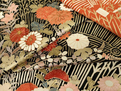 平和屋着物●十日町老舗ブランド　吉澤友禅　吾妻徳穂　振袖　駒刺繍　枝花文　暈し染め　金彩　正絹　逸品　AABF9073cs