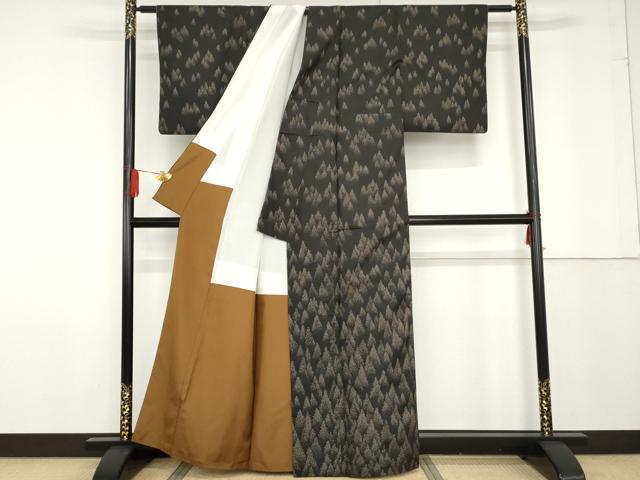 平和屋着物●訪問着　本場大島紬　地空き　カタス9マルキ　樹林文　黒地　正絹　逸品　AABF9100cs