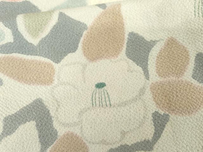 平和屋着物●上質な小紋　椿　草花文　鬼しぼ縮緬　正絹　逸品　AABF9103cs