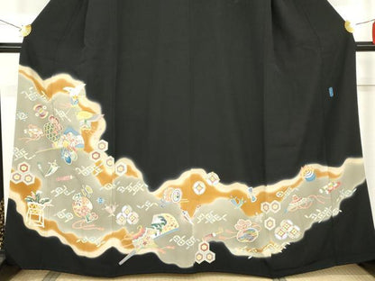 平和屋着物●本加賀友禅作家　押田正義　黒留袖　飛鶴吉祥宝尽くし　正絹　逸品　AABF9136cs