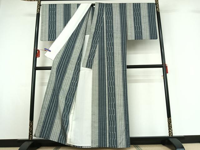 平和屋着物▽三代目市三郎 雅生紬會 紬 単衣 並樹絣 反端付き 正絹 逸品 AABF9193jh