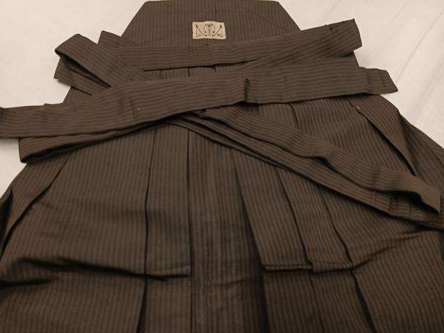 平和屋着物●男性　馬乗り袴　縞　正絹　逸品　AABF9527ph