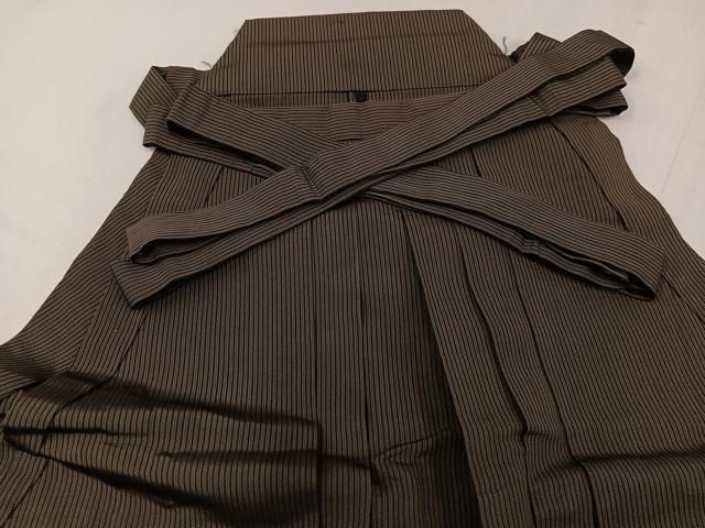 平和屋着物●男性　馬乗り袴　縞　正絹　逸品　AABF9534ph