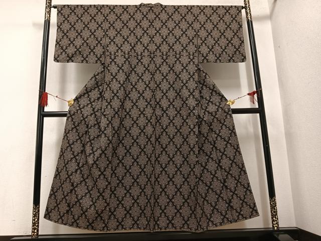 平和屋着物●本場大島紬　一元絣　花尽くし　健勝苑扱い　正絹　逸品　未使用　AABF9555ph