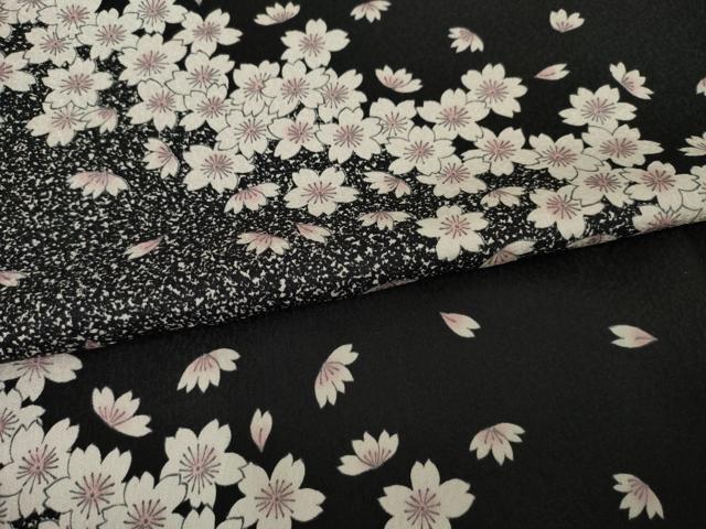 平和屋着物●上質な小紋　舞桜　黒地　正絹　逸品　AABF9613ck