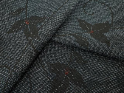 平和屋着物●本塩沢　110亀甲　花唐草文　正絹　逸品　AABF9636ck