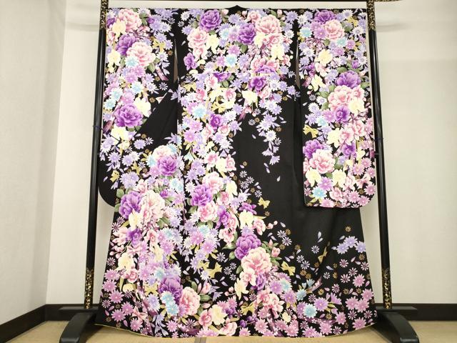平和屋着物●豪華振袖 刺繍 舞花文 黒地 金彩 正絹 逸品 AABF9654ck