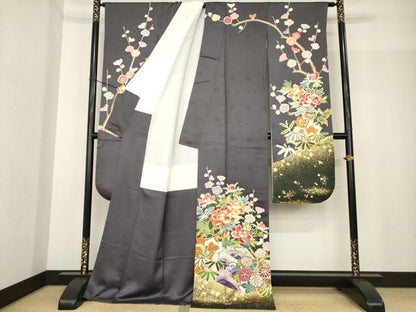 平和屋着物●創業460年・千總　振袖　駒刺繍　松竹梅立波草花文　金彩　正絹　逸品　AABF9655ck