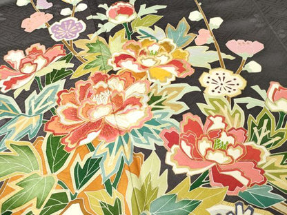 平和屋着物●創業460年・千總　振袖　駒刺繍　松竹梅立波草花文　金彩　正絹　逸品　AABF9655ck
