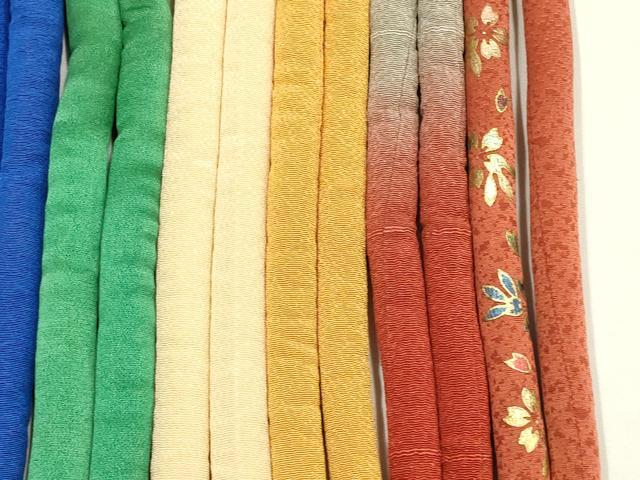 平和屋着物●和装小物　上質な帯締め10本セット　丸ぐけ　花柄　暈し　金彩　銀通し　小田巻　撚り房　逸品　未使用品あり　AABF9902ay