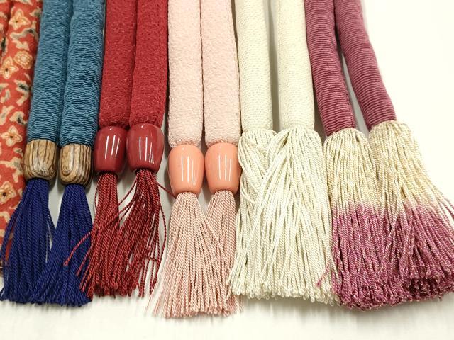 平和屋着物●和装小物　上質な帯締め10本セット　丸ぐけ　刺繍　花柄　暈し　金彩　撚り房　逸品　AABF9905ay