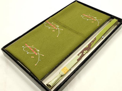 平和屋着物●和装小物　帯締め・帯揚げセット　高麗組 綾出し　刺繍　花楽器文　笛　暈し　金糸　逸品　未使用品あり　AABF9954ay