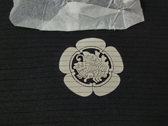 平和屋着物▽男性 羽織 黒紋付 スリーシーズン 春夏秋 塵除け 暗黒色 正絹 逸品 AABG0218jh