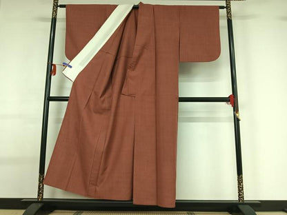 平和屋着物▽本場結城紬 重要無形文化財 単衣 小豆色 証紙付き 正絹 逸品 AABG0241jh