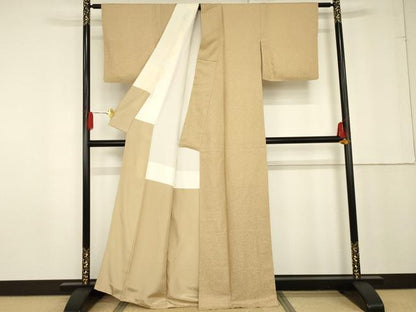平和屋着物●上質な色無地　作家物　丁子色　正絹　逸品　AABG0320cs