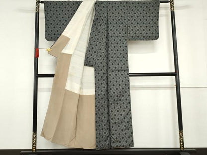 平和屋着物●本場大島紬　割込絣　舞花文　正絹　逸品　AABG0326cs