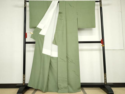 平和屋着物●無地絵羽訪問着　中国三大刺繍　相良刺繍　霞文　草色地　正絹　逸品　未使用　AABG0363cs