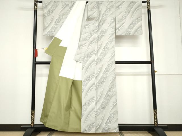 平和屋着物●都喜ヱ門 本場大島紬 白大島 総絣 花唐草文 藤絹織物謹製 正絹 逸品 AABG0388cs