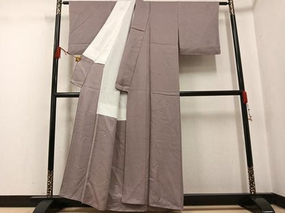 平和屋着物●上質な色無地　草花地紋　鳩羽鼠色　正絹　逸品　未使用　AABG0413ph