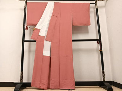 平和屋着物●上質な色無地　花地紋　甚三紅色　正絹　逸品　未使用　AABG0436ph