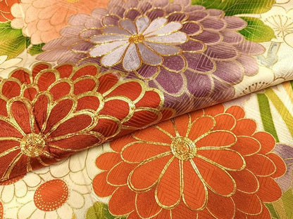 平和屋着物●豪華振袖 駒刺繍 草花文 暈し染め 金彩 正絹 逸品 AABG0445ph