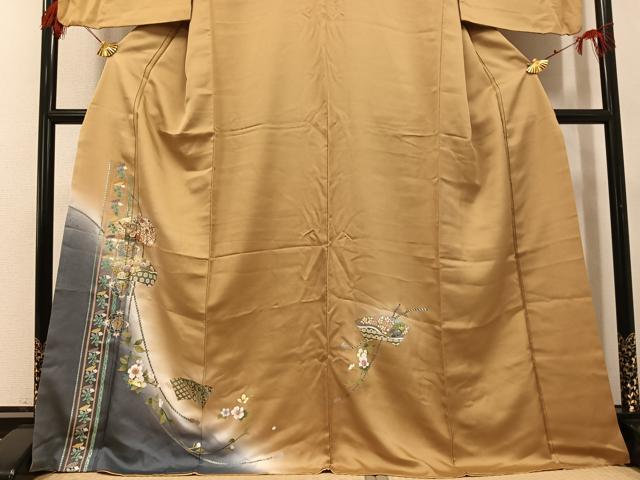 平和屋着物●訪問着　螺鈿　地紙貝桶草花文　金銀彩　正絹　逸品　AABG0447ph