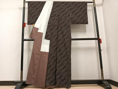平和屋着物●本場大島紬　カタス9マルキ　斜縞　西武百貨店扱い　正絹　逸品　未使用　AABG0448ph