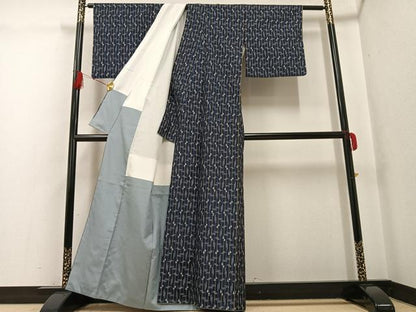 平和屋着物●本場琉球絣　紬　正絹　逸品　AABG0470ph