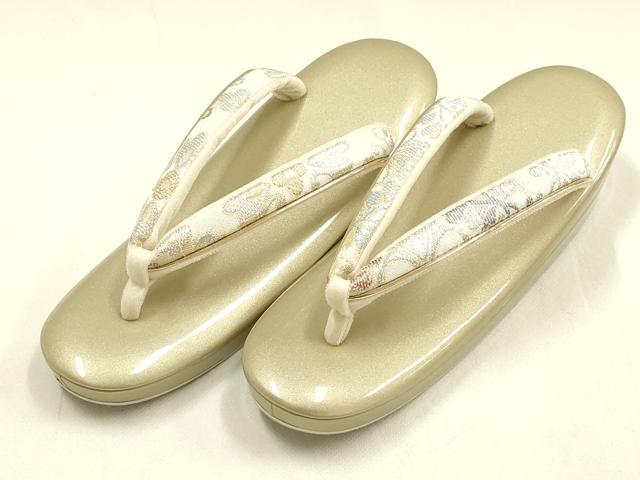 平和屋着物●和装小物　和装バッグ・草履セット　西陣　ハンドバッグ　花柄　金銀糸　マグネット式　正絹　逸品　未使用　AABG0714ay
