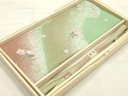 平和屋本店●和装小物　帯締め・帯揚げセット　笹浪組　舞花文　たたき染め　金銀糸　逸品　未使用　AABG0771ay