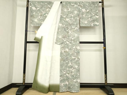 平和屋着物●人間国宝・南部芳松の息子 伝統工芸伝承者彫刻・南部幸雄　型染　小紋　樹林文　鬼しぼ縮緬　正絹　逸品　未使用　AABG0823ck