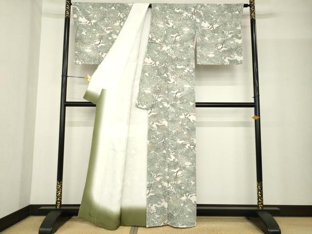 平和屋着物●人間国宝・南部芳松の息子 伝統工芸伝承者彫刻・南部幸雄　型染　小紋　樹林文　鬼しぼ縮緬　正絹　逸品　未使用　AABG0823ck