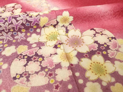 平和屋着物●豪華振袖 流水花文 暈し染め 金彩 金通し地 正絹 逸品 AABG0829ck