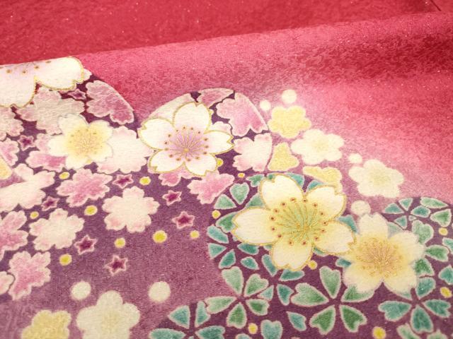 平和屋着物●豪華振袖 流水花文 暈し染め 金彩 金通し地 正絹 逸品 AABG0829ck