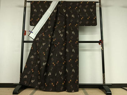 平和屋着物▽国指定重要無形文化財　本場久米島紬　手織　単衣　琉球絣　正絹　逸品　AABG0989jh