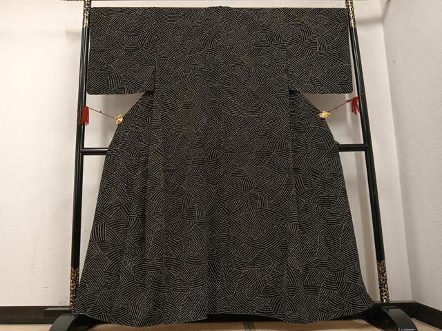 平和屋着物●上質な小紋 幾何学文様 黒地 鬼しぼ縮緬 正絹 逸品 AABG1044ph